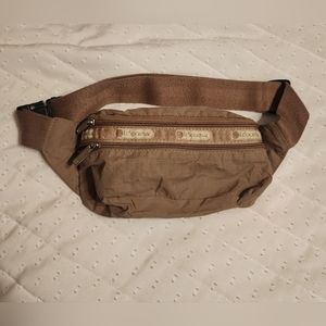 Vintage LeSportsac fanny pack